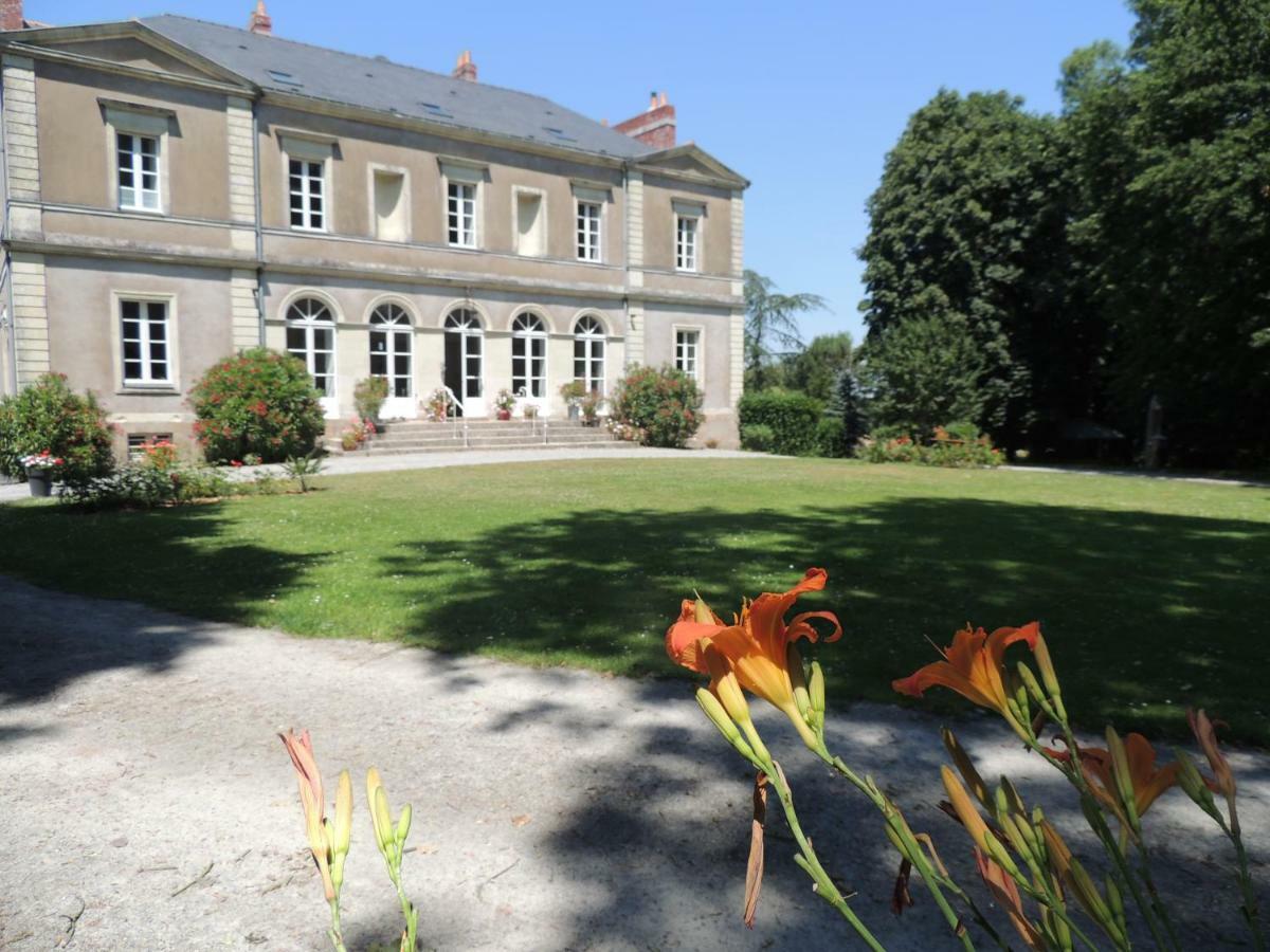 Domaine Du Plessis Grimaud Panzió Saint-Viaud Kültér fotó